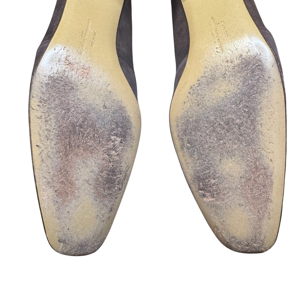 Salvatore Ferragamo Shoes Womens Size 7.5 4A‎ Brown Suede Square Toe Pumps Italy - Picture 11 of 11